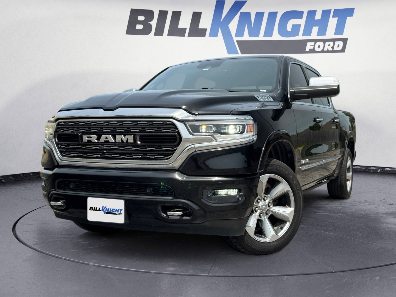 2019 RAM 1500 Limited in Diamond Black Crystal Pearlcoat — front three-quarter view
