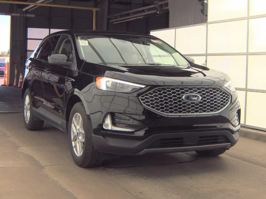 2023 Ford Edge SEL in Black Metallic — front three-quarter view
