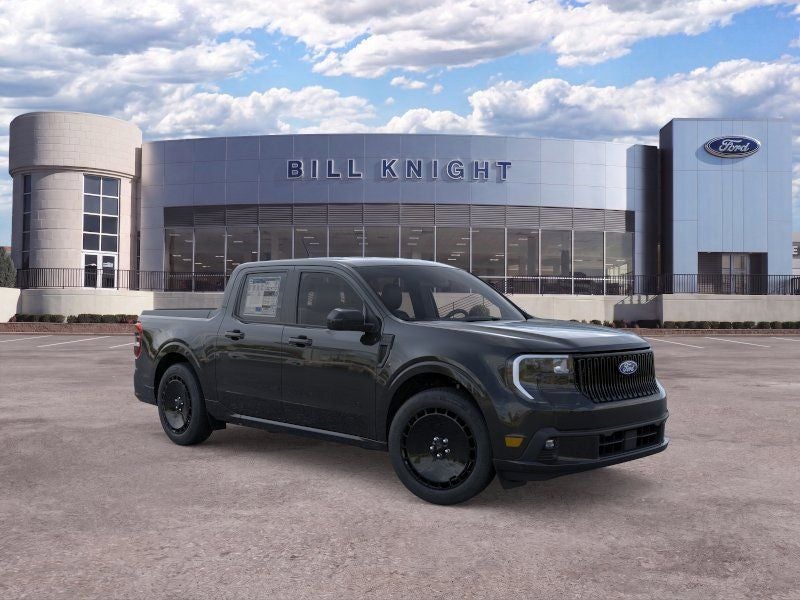 2026 Ford Maverick Lobo Standard in Shadow Black — front three-quarter view