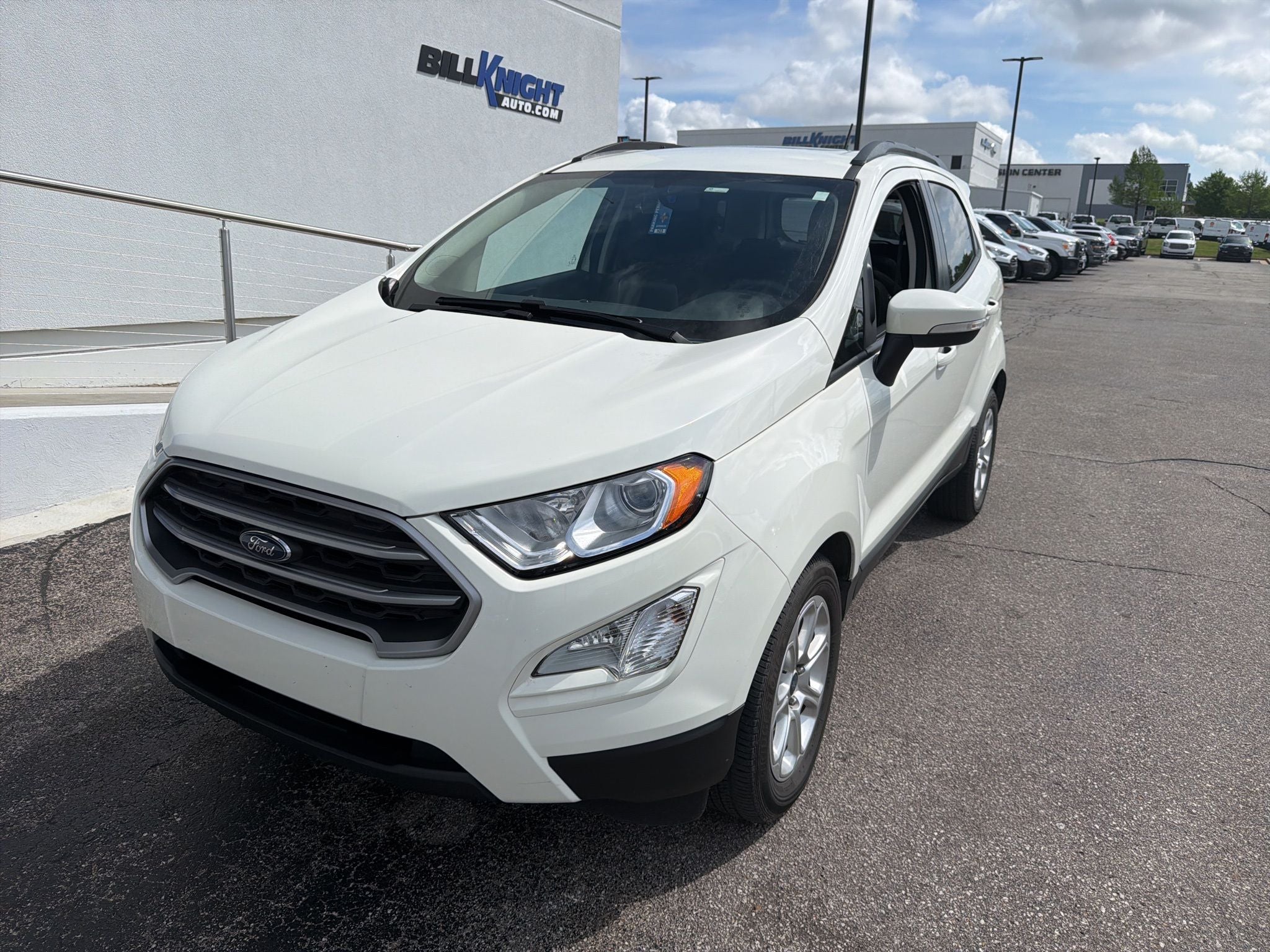 2021 Ford EcoSport SE in Diamond White — front three-quarter view